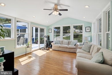 811 Mountain View Dr, Westminster, MD 21157 - photo 6