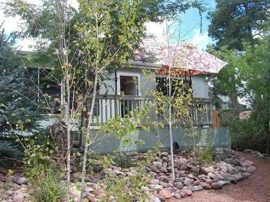 FRONT DECK WITH LANDSCAPING
