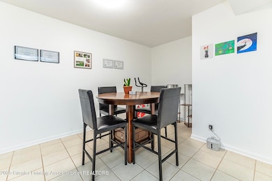 523 Bainbridge Dr unit 37, East Lansing, MI 48823 - photo 6