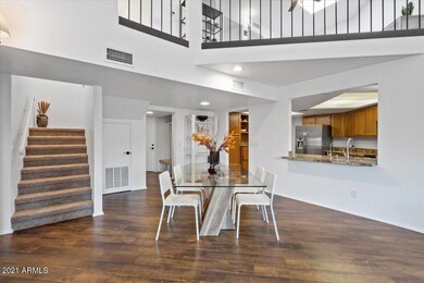 05-Dining Room