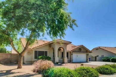 2661 E Nance Street-35