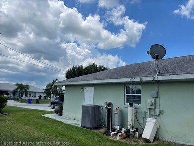 129 Eleanor Ct, Lake Placid, FL 33852 - photo 4