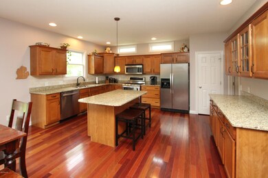 2470 Avalon Woods Dr, Portage, MI 49024 - photo 4