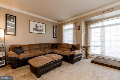 16488 Steerage Cir, Woodbridge, VA 22191 - photo 4