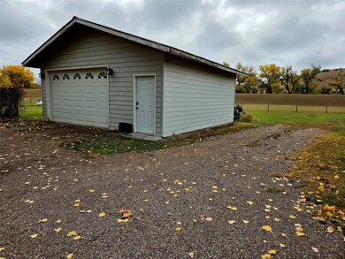 2122 5th Ave SW, Great Falls, MT 59404 - photo 7