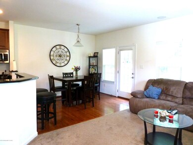 Living room/Dining room