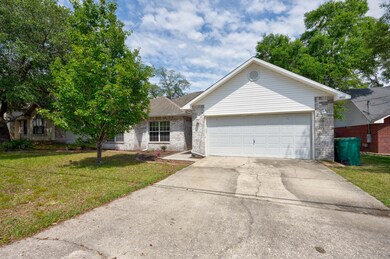 4611 Top Flight Drive-Crestview-4