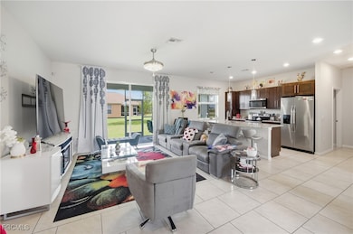 2118 NW 14th Ln, Cape Coral, FL 33993 - photo 6