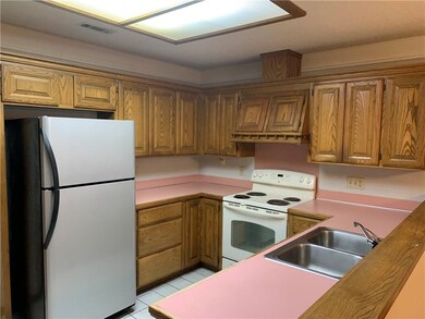 901 W Linden St, Rogers, AR 72756 - photo 5