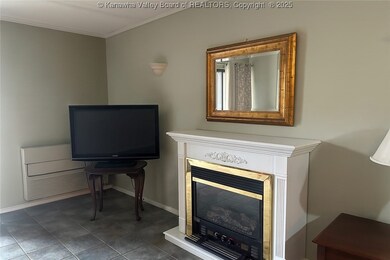 2106 Kanawha Blvd E unit 503, Charleston, WV 25311 - photo 4