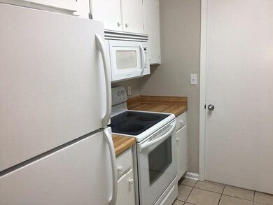 150 S Island Square Dr, Saint Simons Island, GA 31522 - photo 5