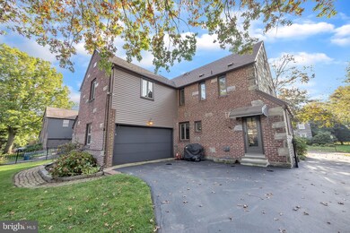 463 Derwyn Rd, Drexel Hill, PA 19026 - photo 2