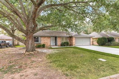 1806 Cedar Dr, Richmond, TX 77469 - photo 2