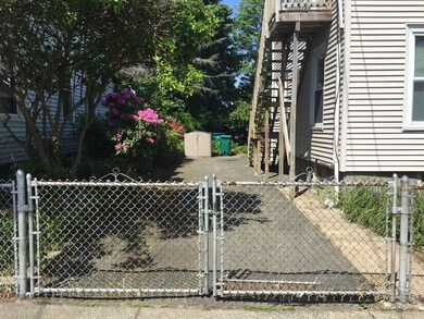 72 Flint St, Lynn, MA 01905 - photo 4