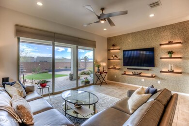 Illuminated Living Rm Wall & Textured Pa