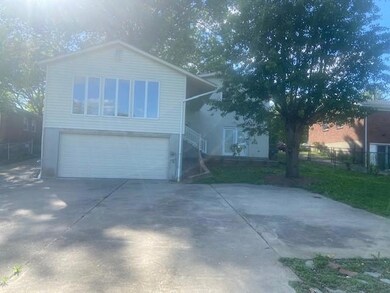 8217 Delido Rd, Louisville, KY 40219 - photo 5