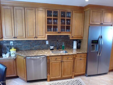 11 Gard Ct, Greenwich, CT 06831 - photo 6