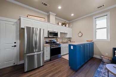 876 Kite Ln, Redding, CA 96001 - photo 6