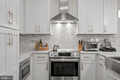 Key and Nash unit 503, Arlington, VA 22209 - photo 4