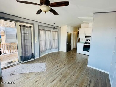 139 S Crismon Rd unit 101, Mesa, AZ 85208 - photo 3