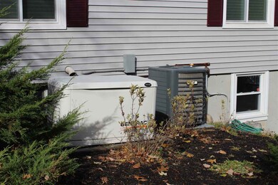 45 Cricket Ln, Manchester, NH 03104 - photo 4