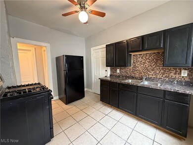 452 E 149th St unit Down, Cleveland, OH 44110 - photo 7