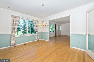 14437 Lewisdale Rd, Clarksburg, MD 20871 - photo 6