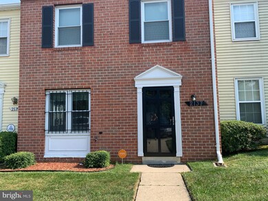 2137 N Anvil Ln, Temple Hills, MD 20748 - photo 2