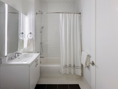 70 Pine St unit 4801, New York, NY 10005 - photo 5