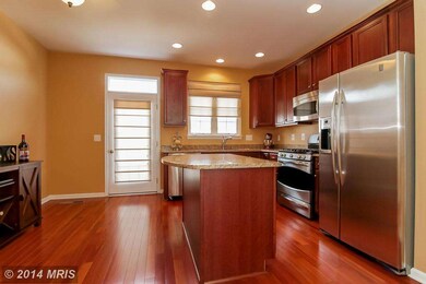 42598 Pine Forest Dr, Chantilly, VA 20152 - photo 3