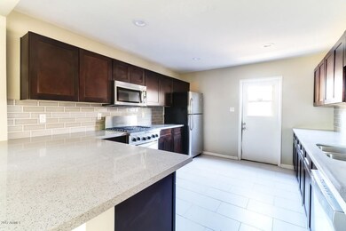 4008 W Citrus kitchen web (1 of 3)