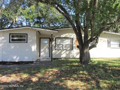 6553 Bo Peep Dr N, Jacksonville, FL 32210 - photo 2