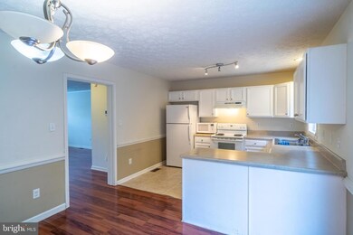 1104 Settlers Landing Dr, Tappahannock, VA 22560 - photo 6