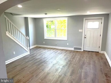 19 N Dudley St, Camden, NJ 08105 - photo 4