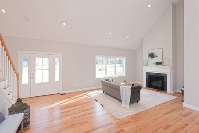 38 Tabor Rd, Uxbridge, MA 01569 - photo 3