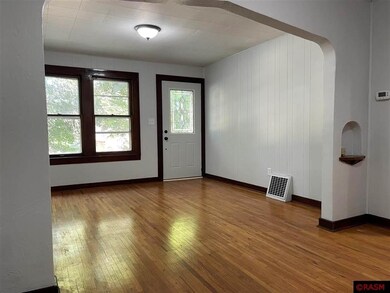 205 N 6th St unit 205 N Sixth Street, Mankato, MN 56001 - photo 2