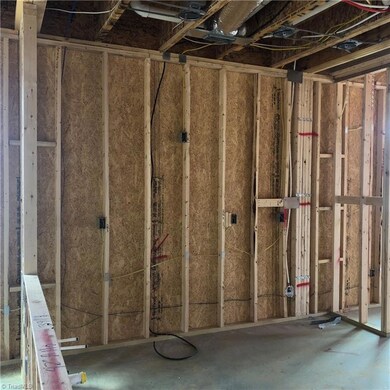 2336 Campbell Loop unit 31 AB, Burlington, NC 27215 - photo 5