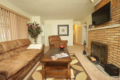 3283 Evergreen Dr, North Tonawanda, NY 14120 - photo 3