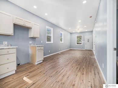 4331 N 41st St, Omaha, NE 68111 - photo 7