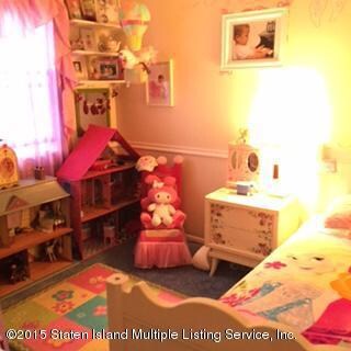 37 hewitt bedroom 2