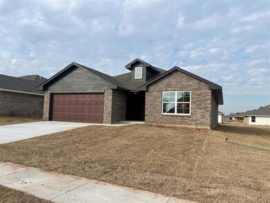 912 Shady Meadow Way, Chickasha, OK 73018 - photo 2