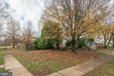 8619 Walcott Ct, Manassas, VA 20111 - photo 4