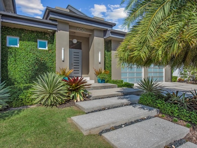 600-crescent-st-marco-island-fl-34145-en