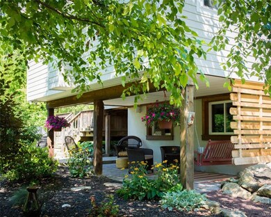 4926 Main Rd W, Emmaus, PA 18049 - photo 3