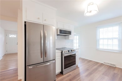 120 Rowe Ave, Pawtucket, RI 02861 - photo 6