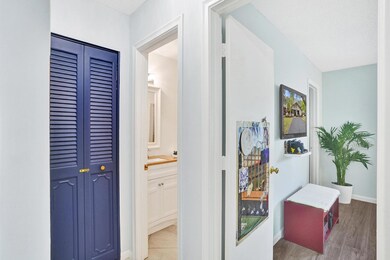 4154 Palm Forest Dr S, Delray Beach, FL 33445 - photo 4