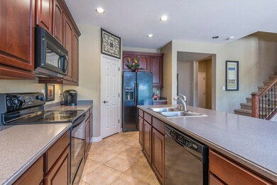 5) KITCHEN
