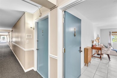 1950 N Andrews Ave unit 210D, Wilton Manors, FL 33311 - photo 4