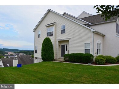 25 Lincoln Dr, Downingtown, PA 19335 - photo 3