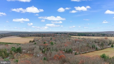 117 Edgewood Ln, Kunkletown, PA 18058 - photo 3